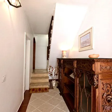 Holiday home Yucca House Carcavelos *