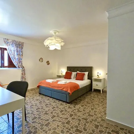 Yucca House Carcavelos *