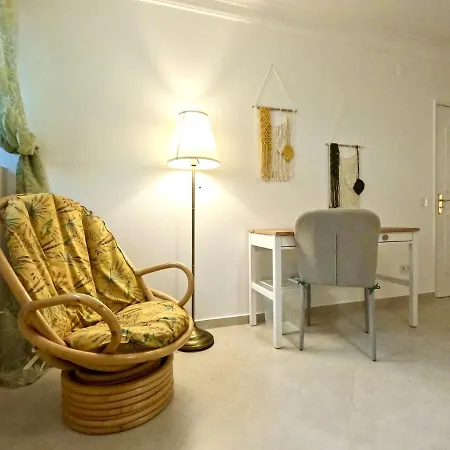 Holiday home Yucca House Carcavelos