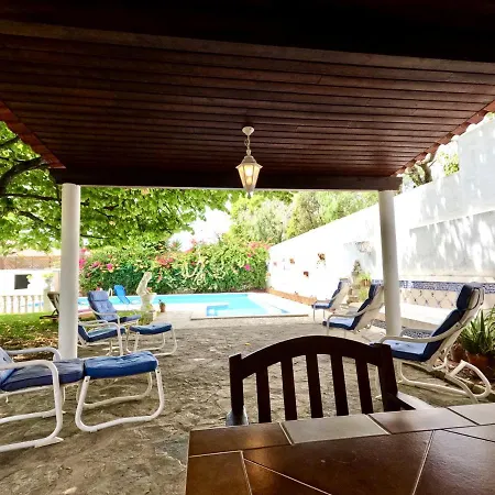 Yucca House Carcavelos *