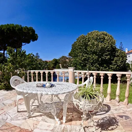 Yucca House Carcavelos Holiday home Carcavelos (Lisbon)