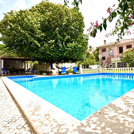 Holiday home Yucca House Carcavelos