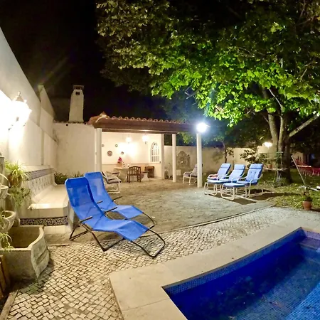 Yucca House Carcavelos Holiday home *